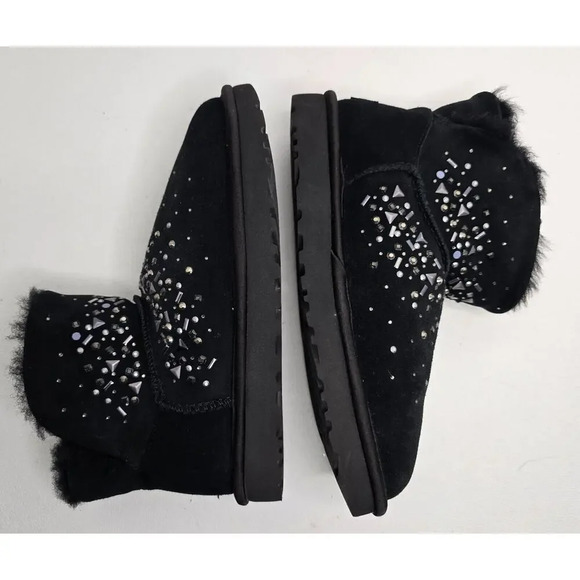 UGG WOMEN CLASSIC GALAXY BLING MINI BLACK SUEDE BOOTS SIZE 7 1103799 EUC - Picture 5 of 11